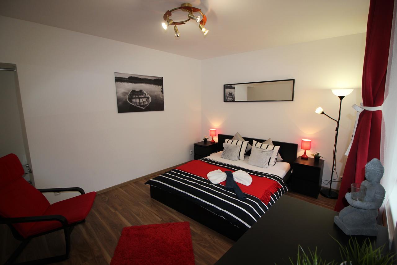 Smart City Prague Apartment Екстер'єр фото