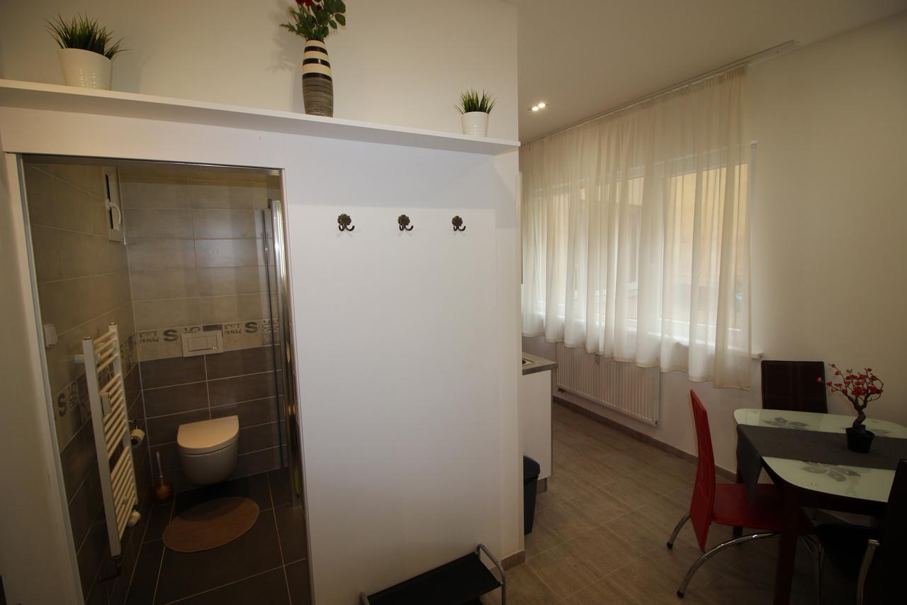 Smart City Prague Apartment Екстер'єр фото